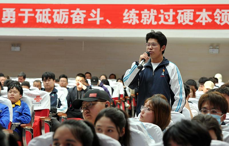 你问我答 最近刷到天津大学的两场你问我答，内容实在太干货了。
先是上海想当工程人