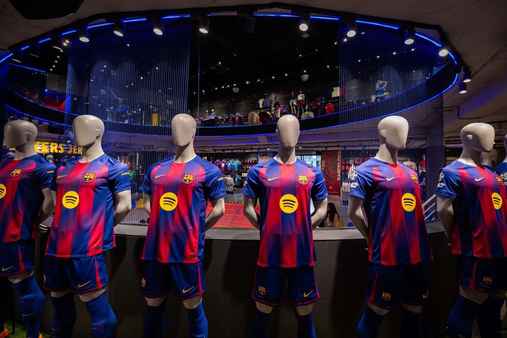 我们的颜色，我们一起捍卫巴萨[超话] 🔴🔵 ForçaBarça ​​​