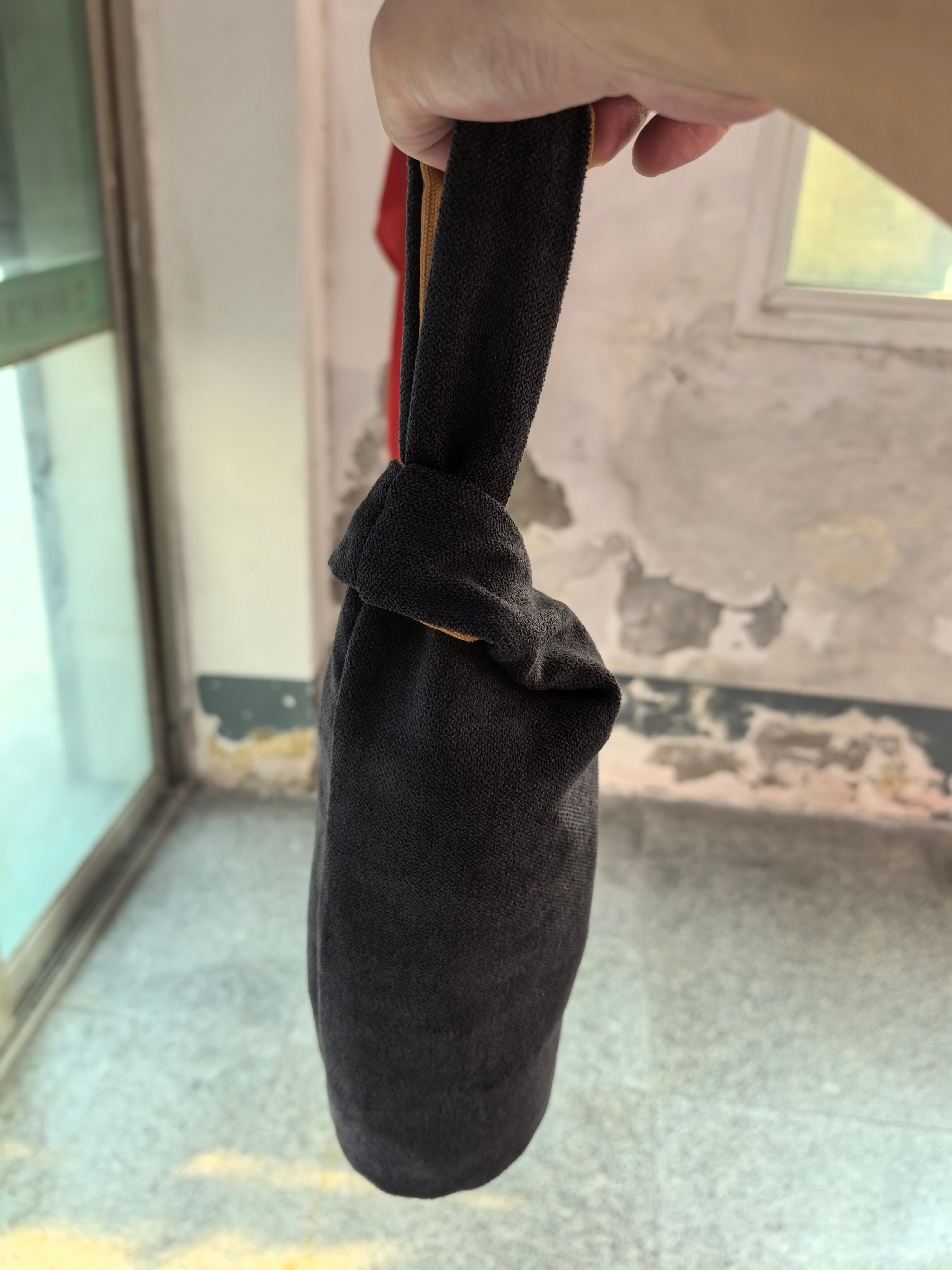 用来装杯子刚刚好，方便携带，顺便像向孙哥学习大壶理论～ ​​​