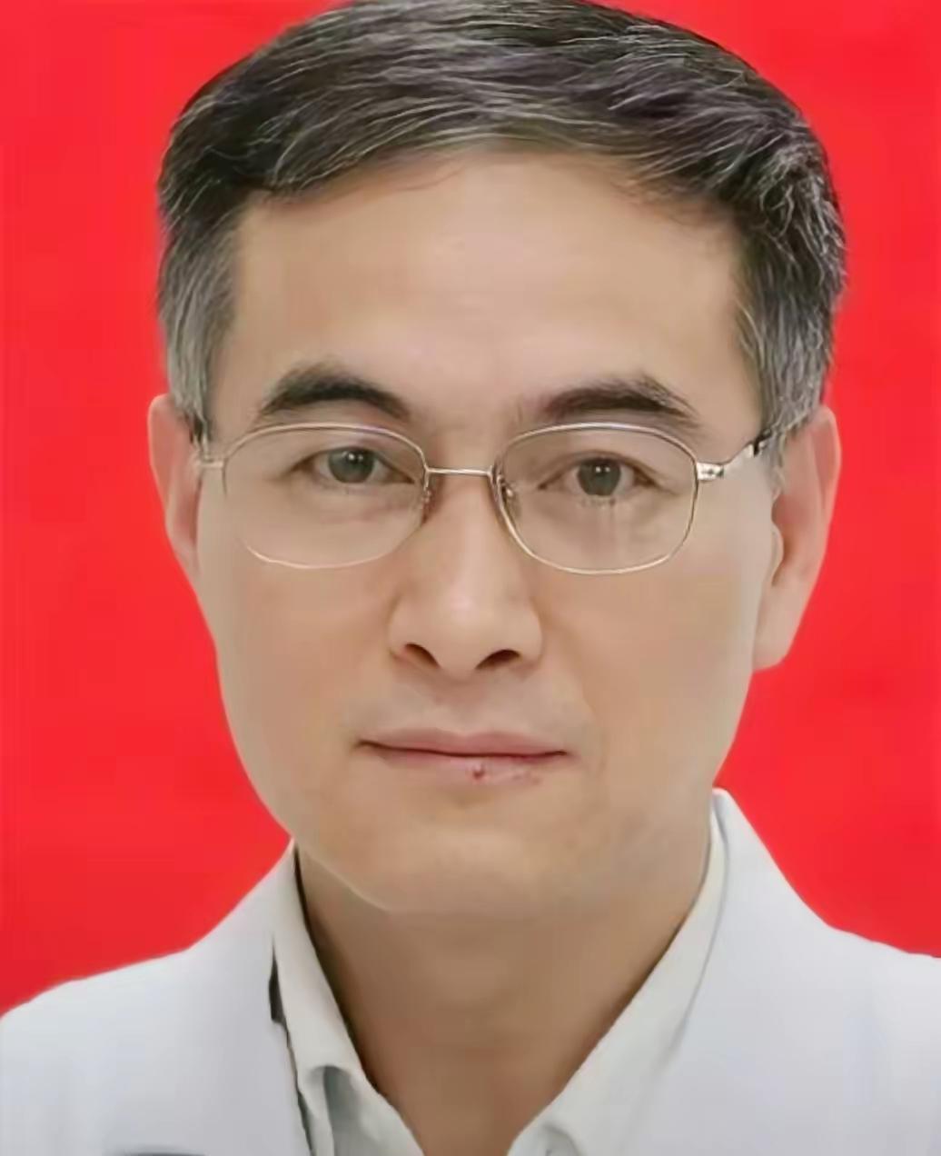 人面兽心、道貌岸然王福建，“有才无德”的医生，患者信任他的医术，他把患者当提款机