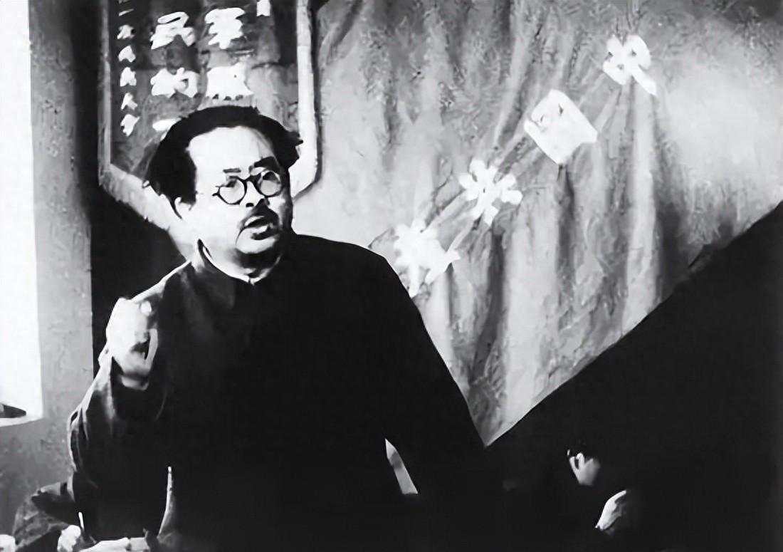 1950年任弼时病重去世，罗瑞卿赶到时，周恩来为何特别叮嘱要派警卫守护？
195