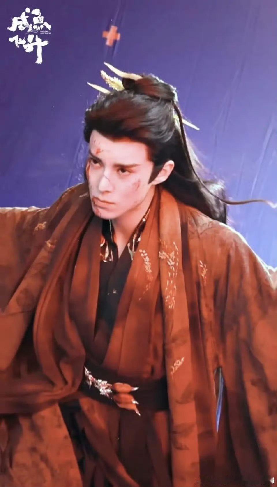 王鹤棣咸鱼飞升视频花絮，动态更帅了 ​​​男频是河堤的统治区[污][污][污] 