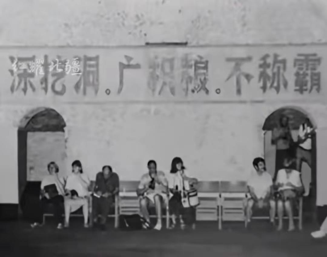 看懂伊朗才明白：毛主席给中国留的，是永远打不碎的脊梁
​​德黑兰被炸、高层被一锅