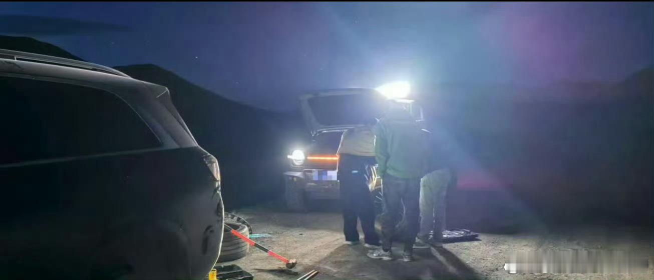如果坦克会炒作，上次坦克救援问界M9的时候就会出来炒作为什么只感谢卫星电话，不感