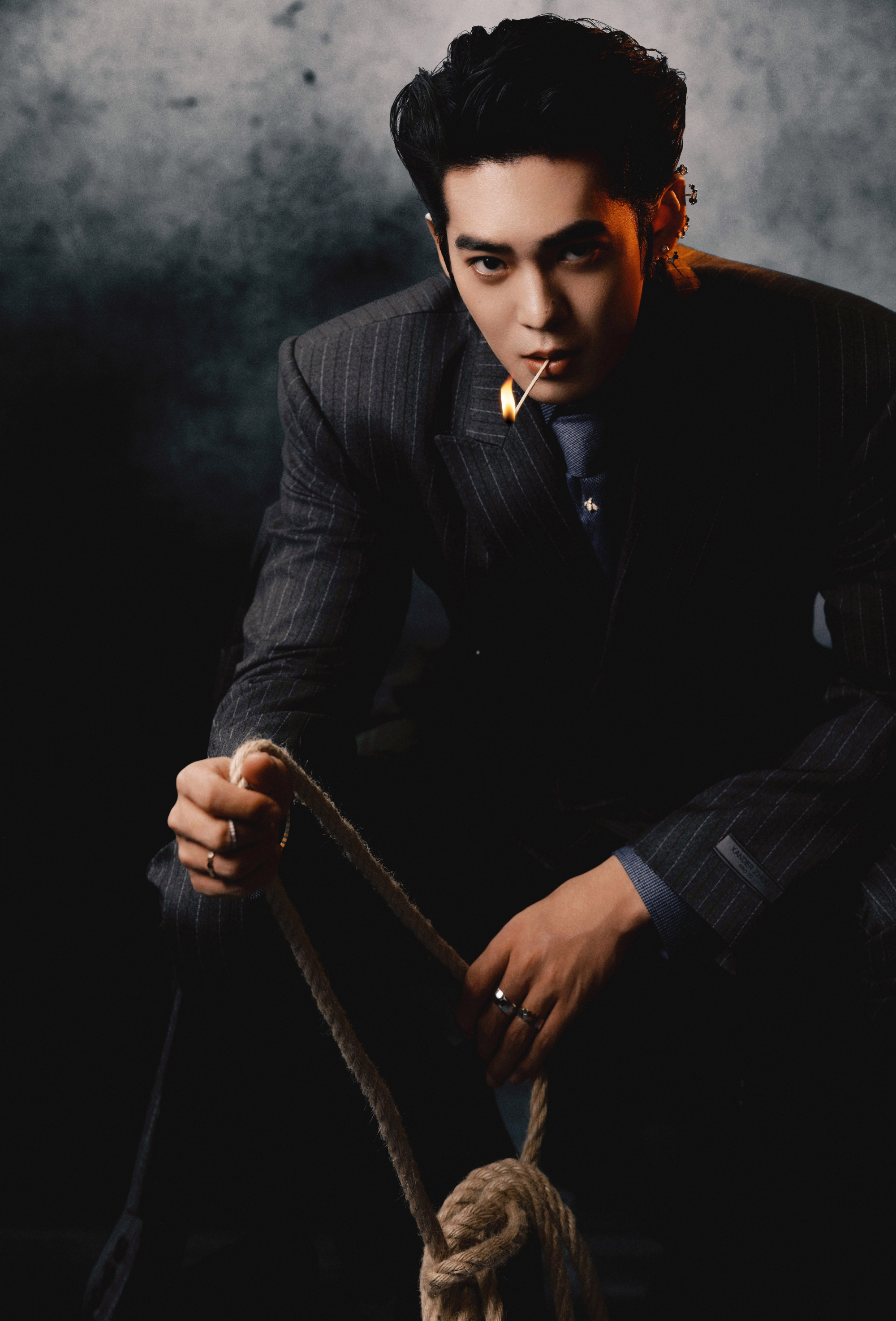 于适 x 港版Vogue x GQ 时尚盛会造型出图，上身Xander Zhou