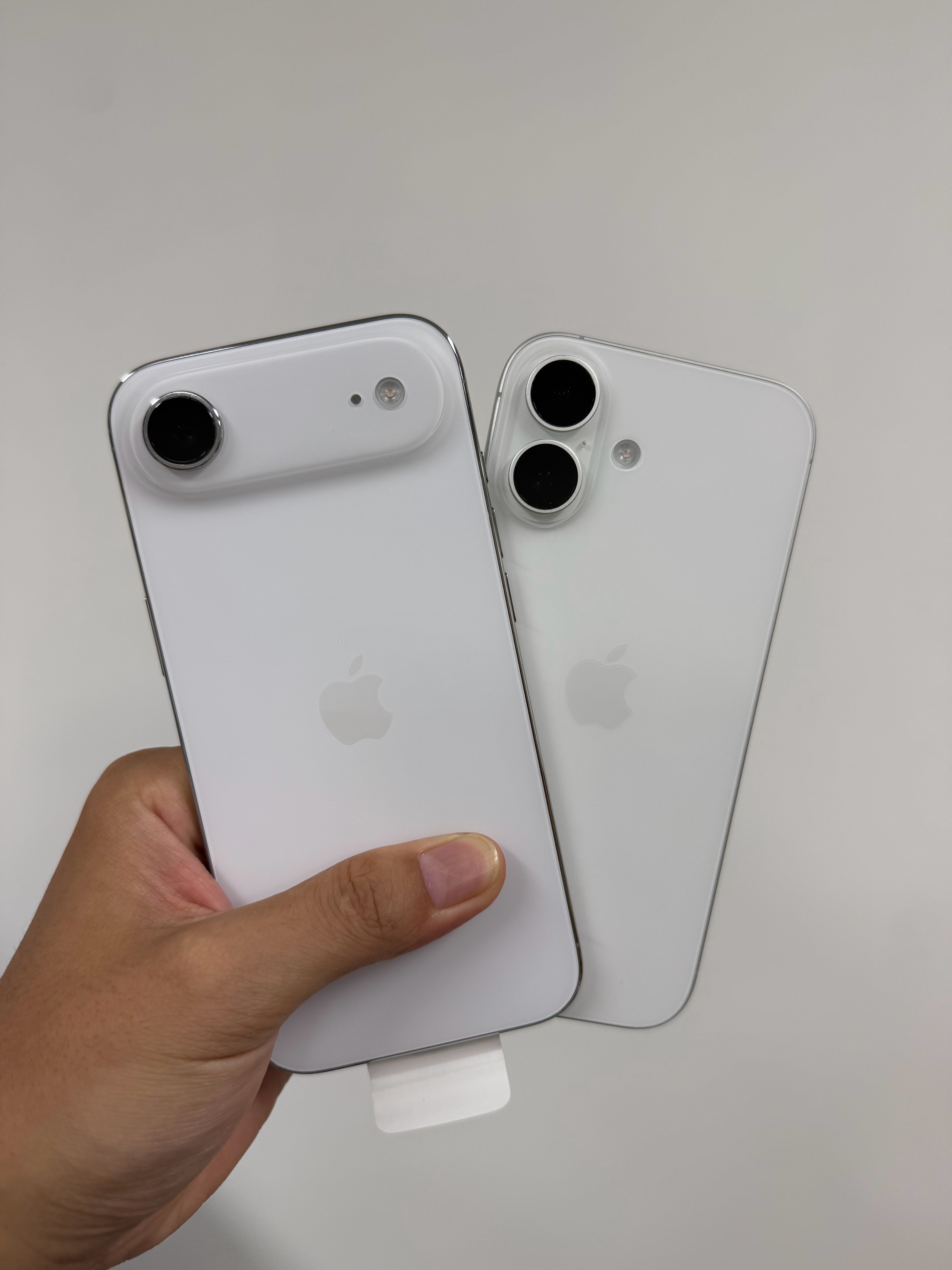 当17 256和17Air 256二手同价的时候，你们会如何选择？反正Air的粉