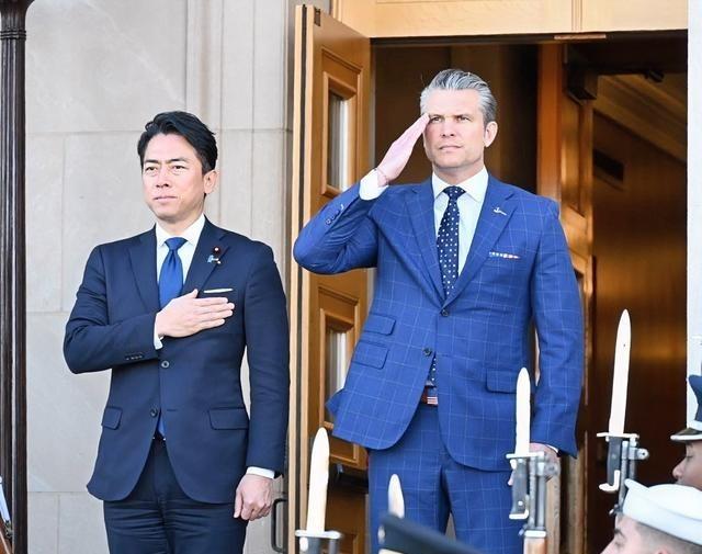 日本睡不着了，近日，美国国防部长赫格塞思在和日本防卫大臣通话时，明确告诉日本，此