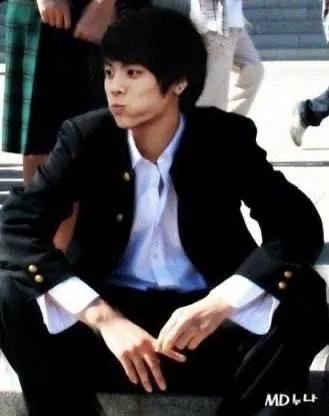 SHINee泰民讲了练习生时期金钟铉保护他的故事。当时泰民的iPod差点被抢走，