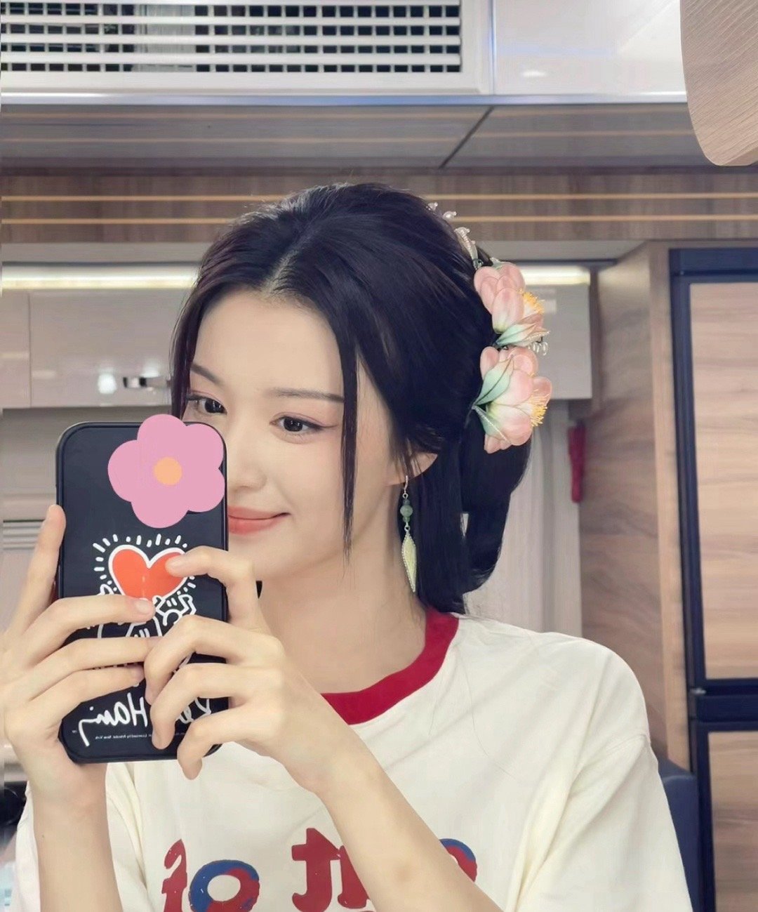 王楚然最新🤳🏻好可爱好乖✧⁺⸜(●˙▾˙●)⸝⁺✧美貌这件事上王楚然从来不需