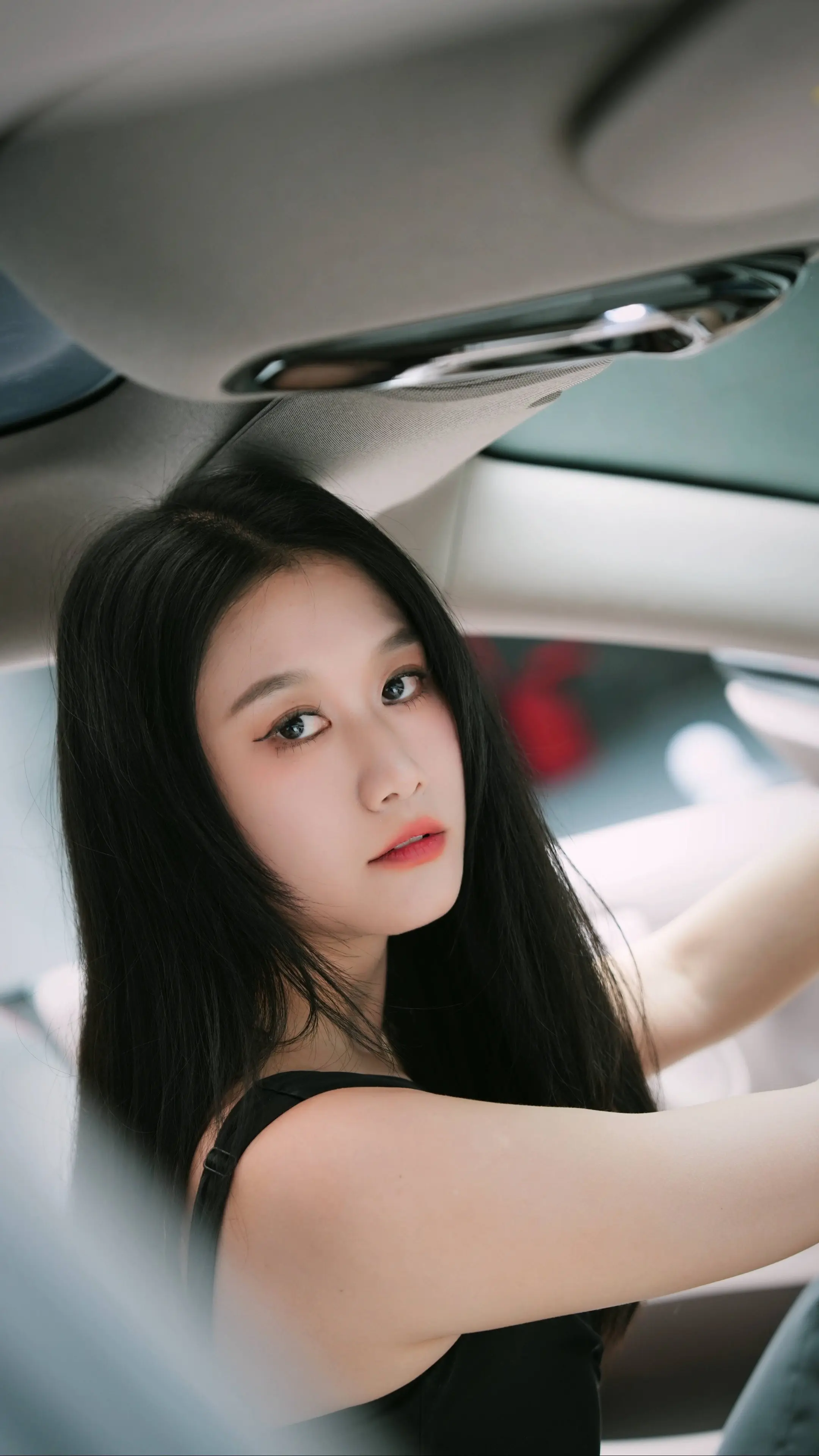美女。