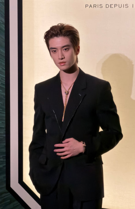 宝诗龙上海全明星阵容 这场面也太会了！全员在线像开了滤镜，高珠在光影里闪到心动，