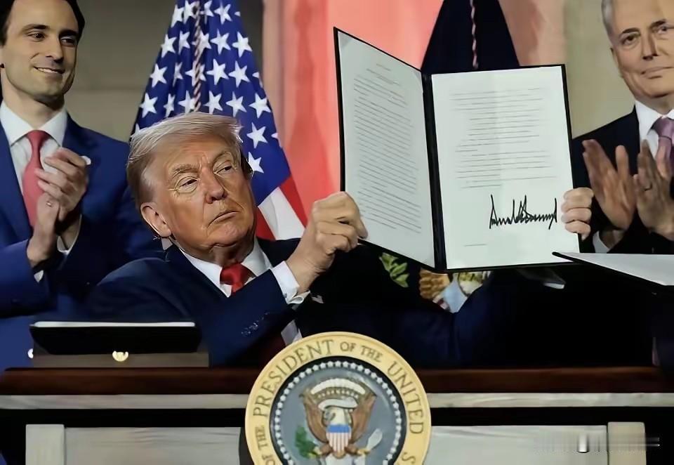 川普这个老滑头，前面刚跟我们签署了美国大豆的订单，这会儿又签署了一个叫《台湾保证