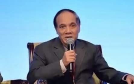 我们拼了命从中国独立出来，就是为了自己当家做主。可要是几十年搞下来，整体发展水平