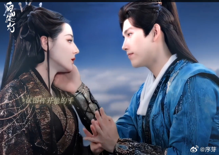 段胥正宫的地位勾栏的做派 段胥的魅力就在于高冷之余，能展现出软萌一面，娇憨得让人