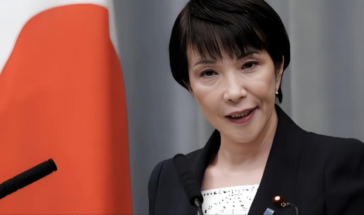 高市早苗的执政风格表现出鲜明的保守倾向。她作为日本右翼政客代表，极端保守立场显著