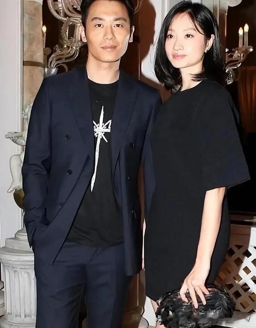 真没想到！他俩居然是夫妻！他俩太般配了吧，颜值，身高，学历，演技，都不相上下。
