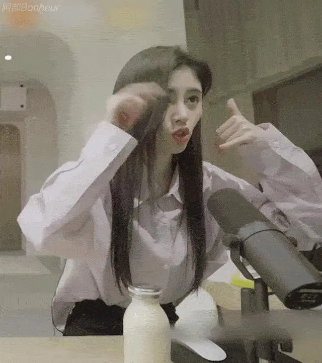 鞠婧祎美商翻车