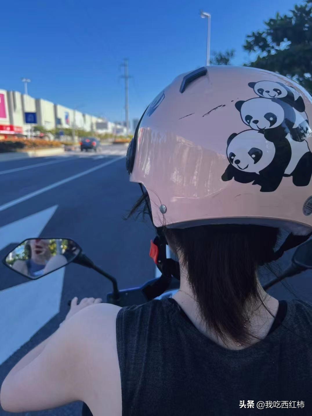 无业那年，月薪3800的朋友悄悄给我转了2万
辞职，回家乡待了一阵，每次回去的例