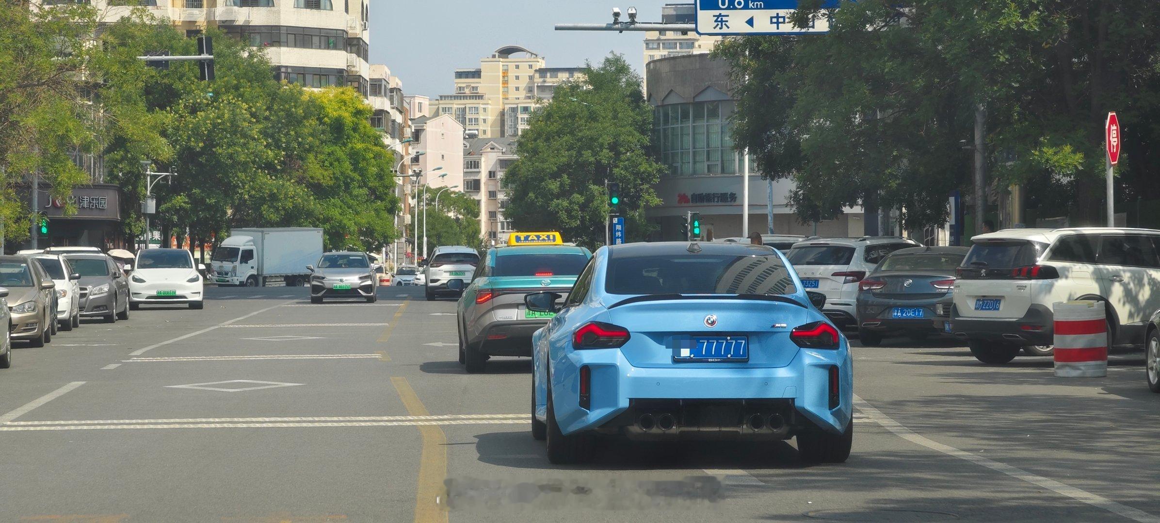 这代M2一开始觉得好丑，但是现在越看越好看[允悲]宽体YYDS！#汽场全开# ​