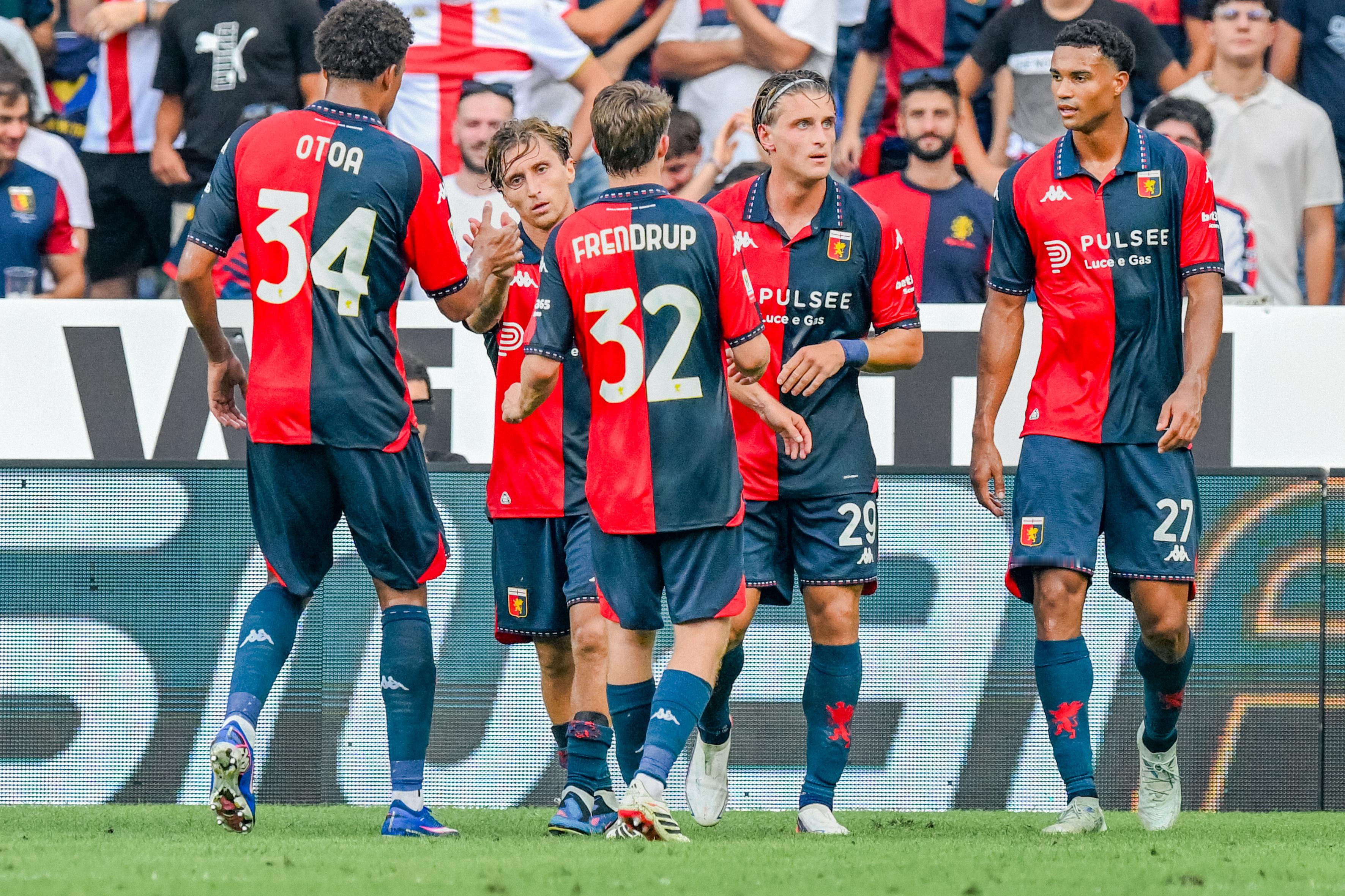 热那亚 🆚 弗洛西诺内🔴🔵热那亚在主场与弗洛西诺内交锋过5次，战绩为3胜2
