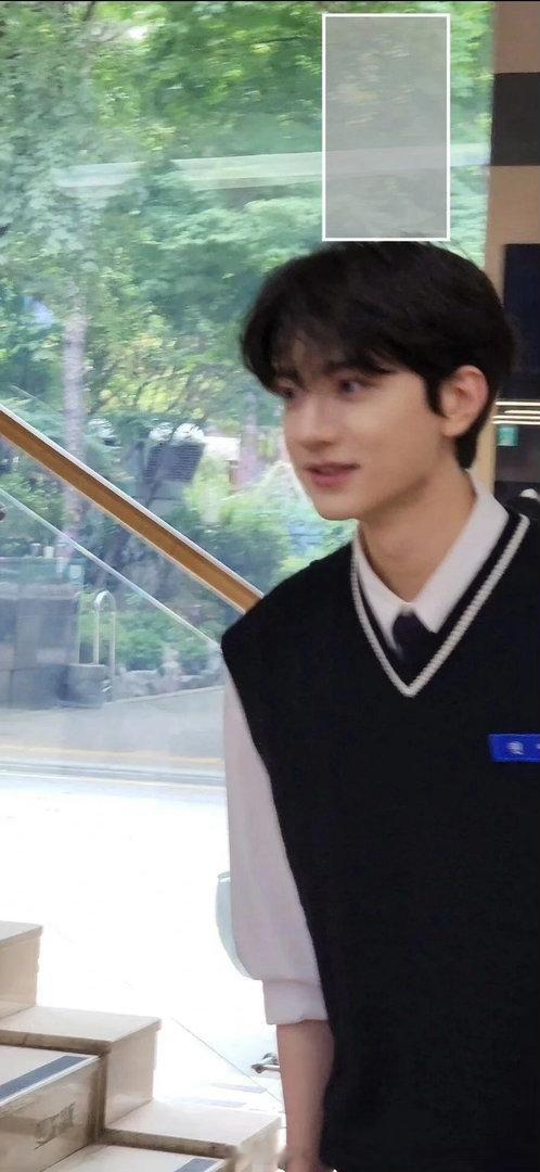 林一第一个力证没有190的男明星 有没有190重要吗？不重要。重要的是他脱鞋那一