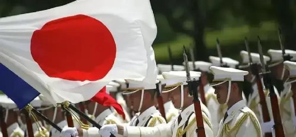 果不其然。
 
日本高市早苗突然表态了。
 
据多家日媒报道，11月7日她在众议