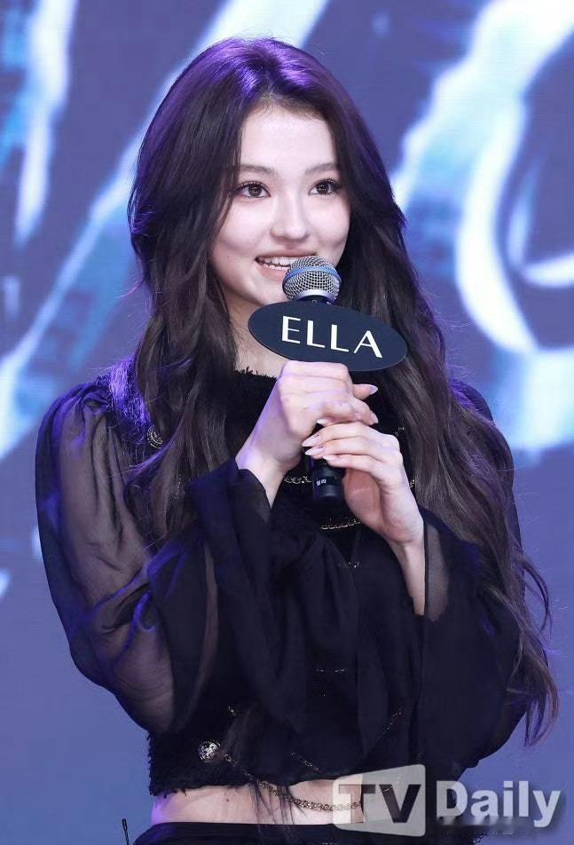 MEOVV回归主打曲MVMEOVV回归新歌MVMEOVV今日发布会新闻生图来了，