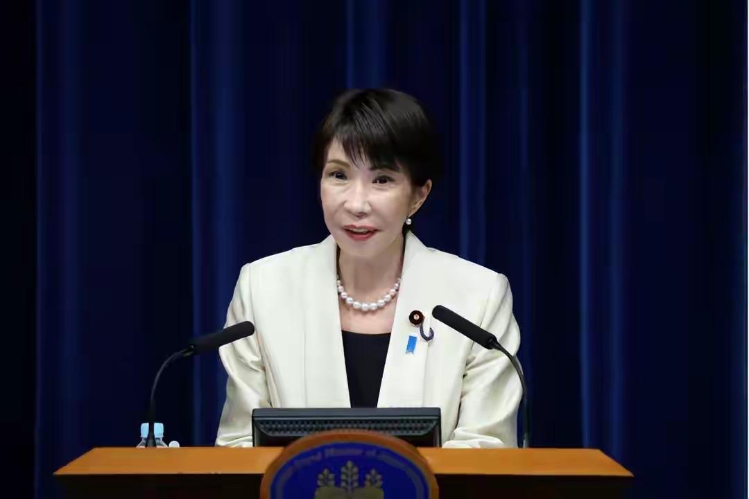 当不成首相了？高市身体出了问题，首相官邸职能濒临崩溃。能源危机面前，日本请求对话