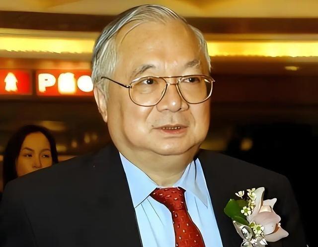 他掏30亿修虎门大桥，放出狂言：赚回本钱就捐给国家！
胡应湘和虎门大桥的故事，后