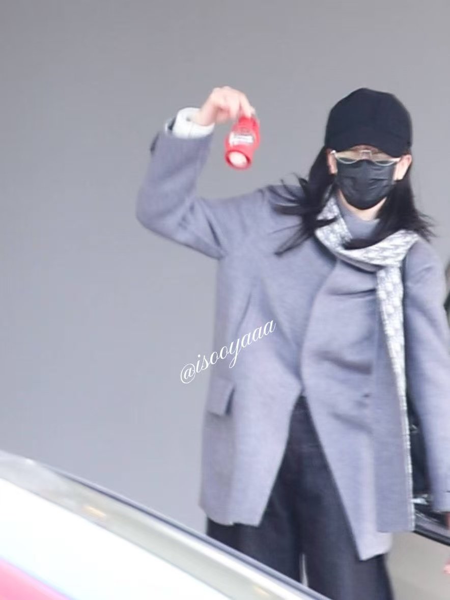 迪丽热巴真白日提灯迪丽热巴机场白日提灯迪丽热巴机场宣传白日提灯迪丽热巴