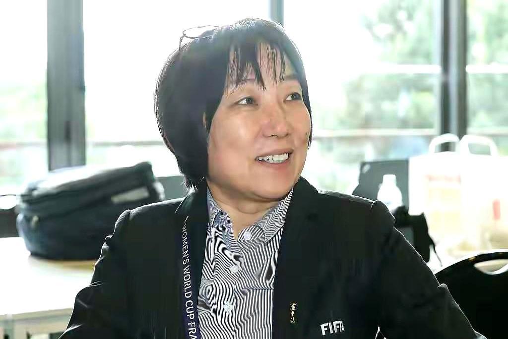 敢顶着全网骂让中国女足0比8输英格兰的洋帅，这次亚洲杯真的给咱们长脸了。
 
当