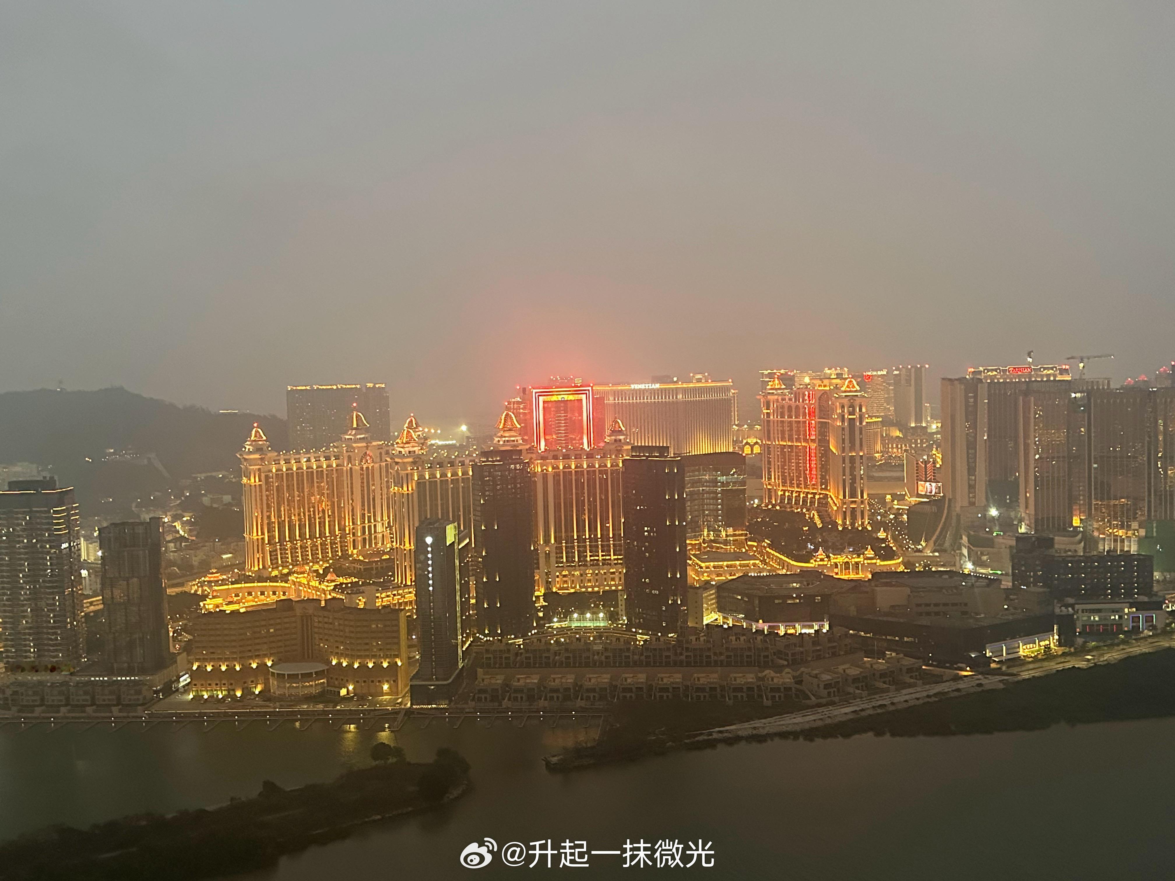 银河就在对面，记忆扑面而来。。。 ​​​
