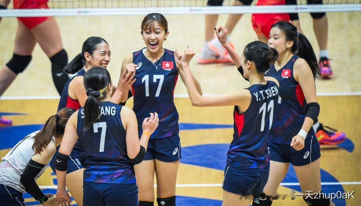 近几天，香港女排在女排亚锦赛升旗仪式上，队员没有唱国歌一事引发争议，有人认为是”