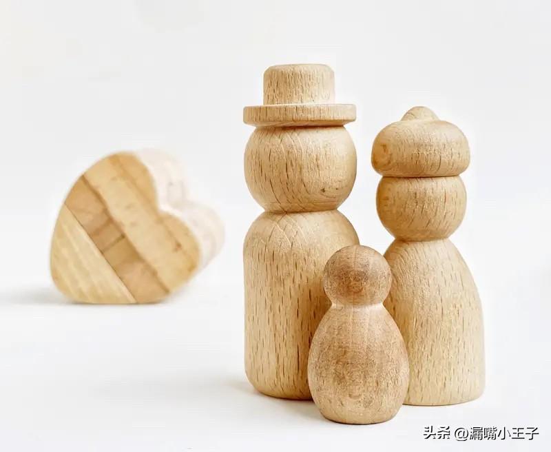 一个家真的不能死错人吗？
一个女生，在她16岁那年妈妈就生病去世了，从得知妈妈生