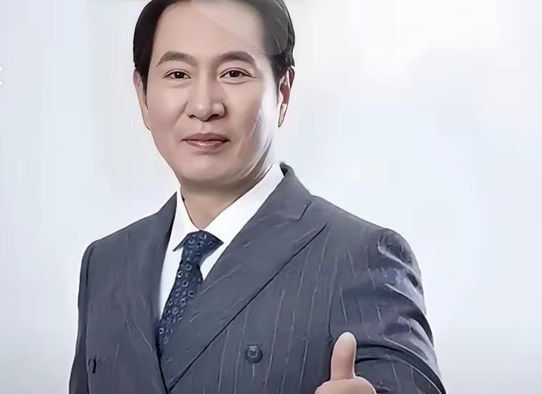 这个演员，我在电视上看到他出演的大都是反面人物，唯一看到他演一次正面人物是《跨过
