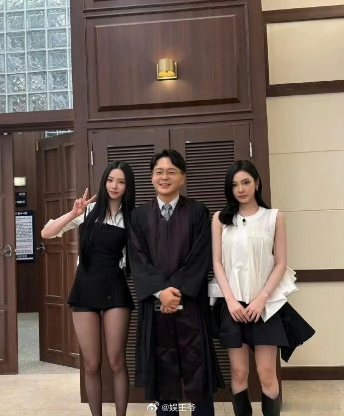 柳智敏蜜大腿超完美的 柳智敏腿型柳智敏这样的身材才是最顶的