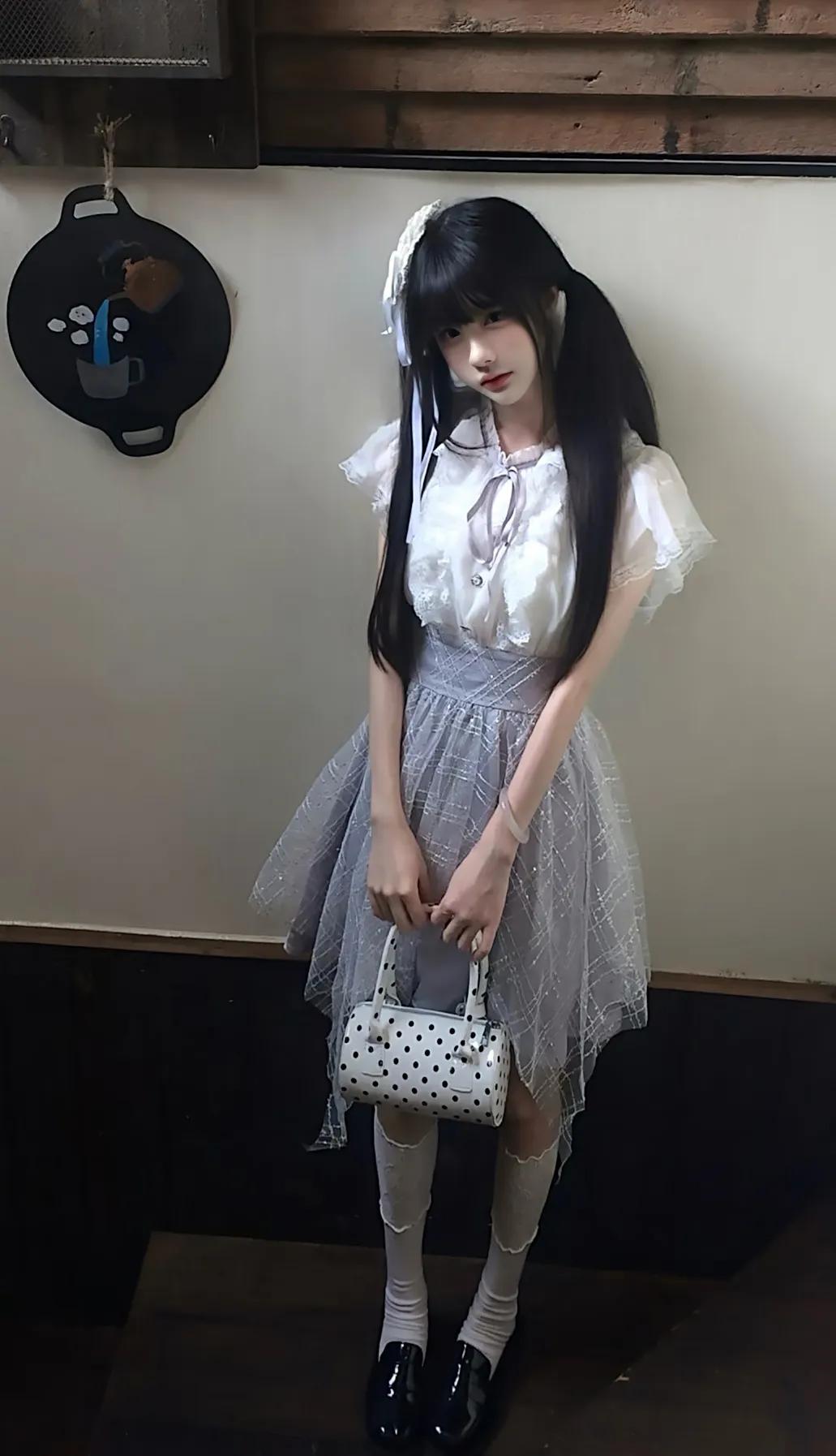 拨乱反正势在必行。