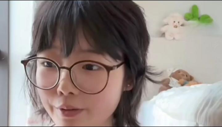 23岁，本应是青春绽放的年纪，可上海女孩小琳却经历了常人难以想象的磨难。从高考前