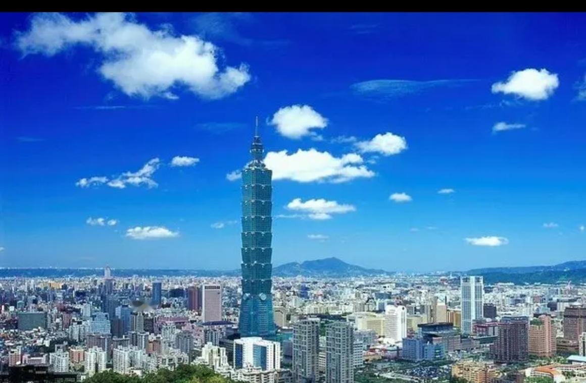 中国台湾人均GDP超越日本、韩国，接近4万美元，并将继续拉大差距。
      