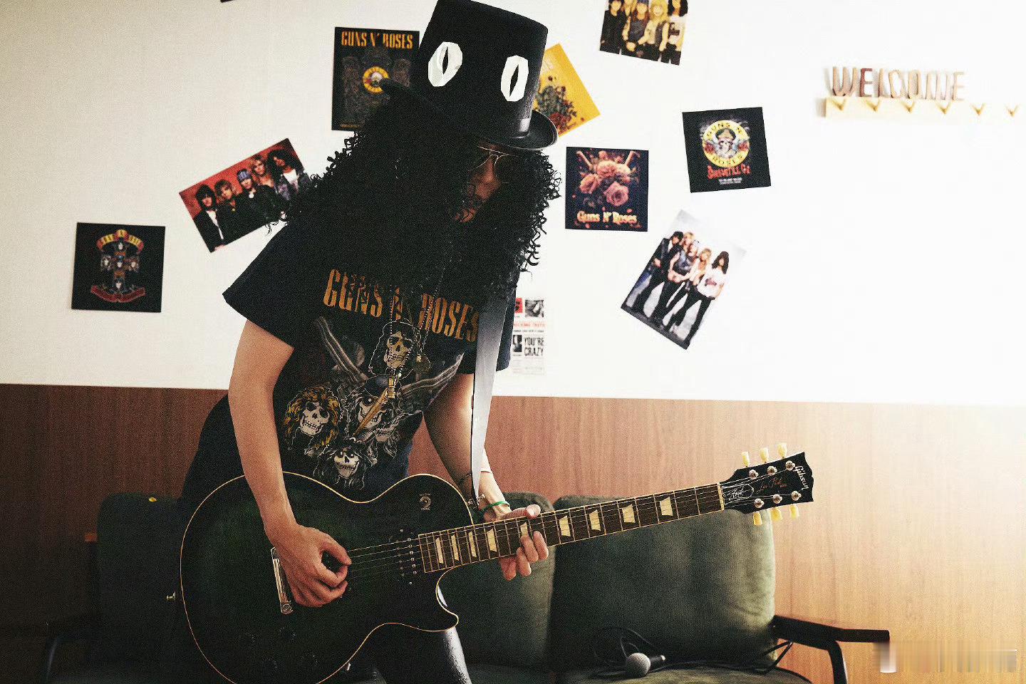 这居然是黄雅莉不说这谁能认得出是她啊，想象得出这一下得震惊多少人！ ​​​