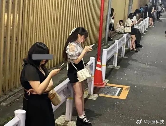 越来越多日本女性为供养牛郎跨境卖淫可能很多人还不知道，日本也是有女牛郎的…你肯定