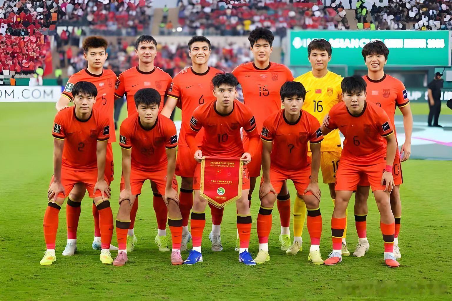 没什么好抱怨的，U23的小伙子都很努力了，和小鬼子的差距还是有的，而且两个球都是