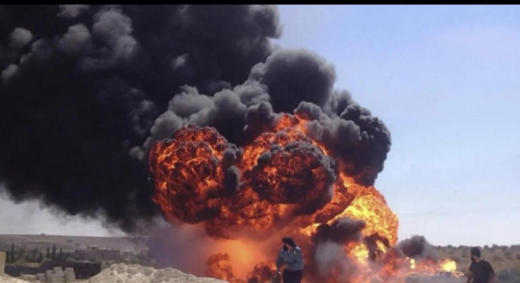 深夜突发！刚从伊朗传来两条坏消息

今天四月十四号，本来大家都在传一个好消息。说