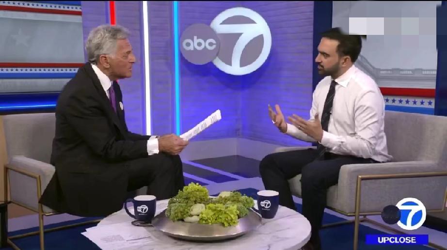 纽约当选市长佐兰·曼达尼宣布在他的领导下，该市将遵守国际法而非美国法律。尽管美国