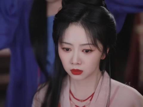 #刘美含这段演技真神了# 吕蕺儿名场面太有感染力，刘美含由强装从容到绷不住落泪，情绪递进细腻，每一处