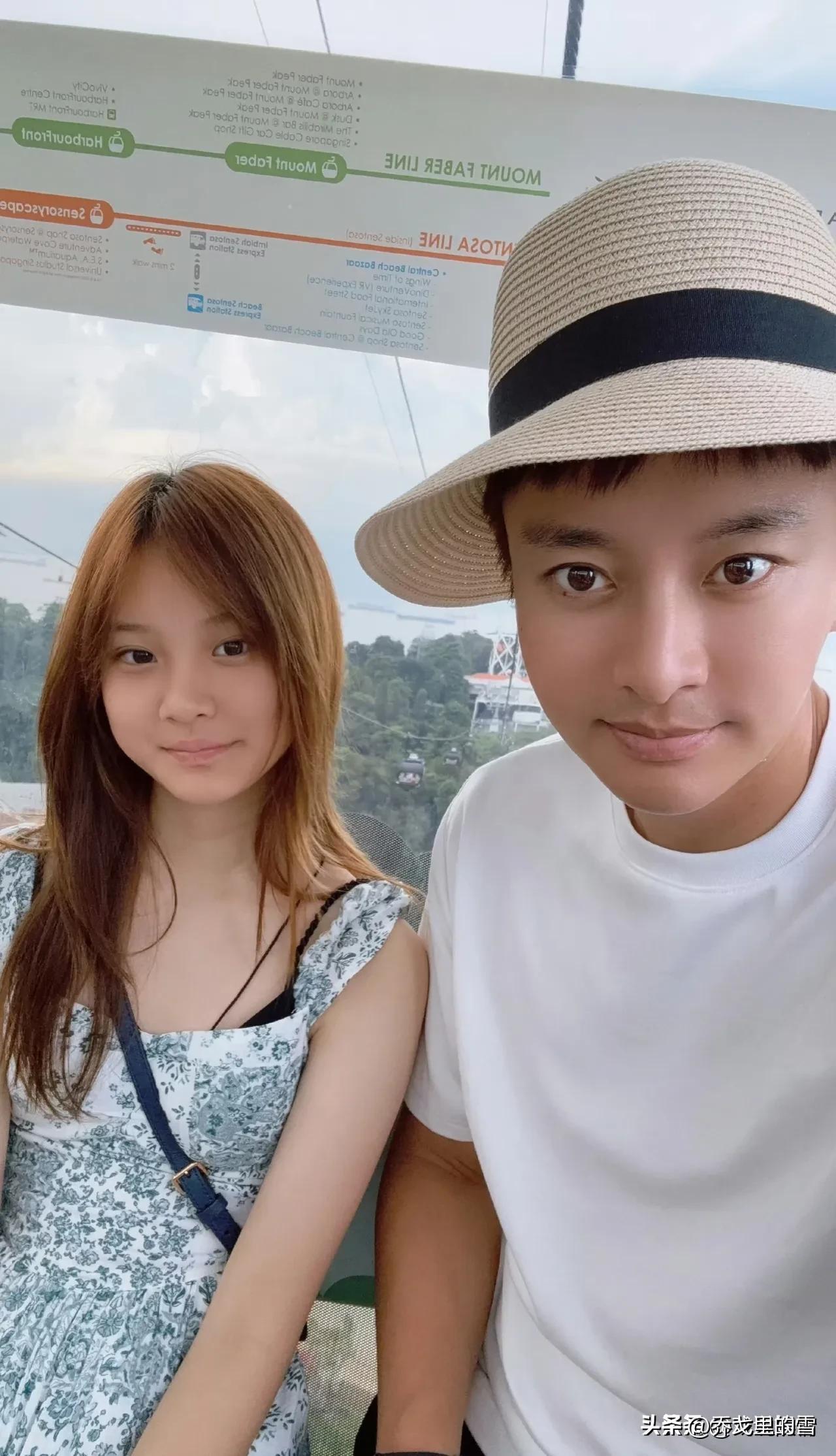 甜馨长大了，和爸爸贾乃亮越来越像了。

甜馨挺漂亮的，有点网红气质，这可能是长期