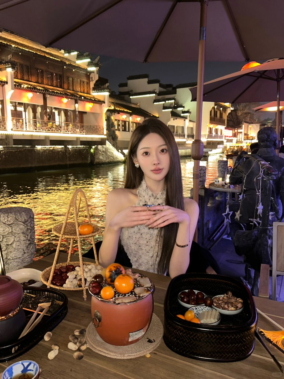 夜泊秦淮
