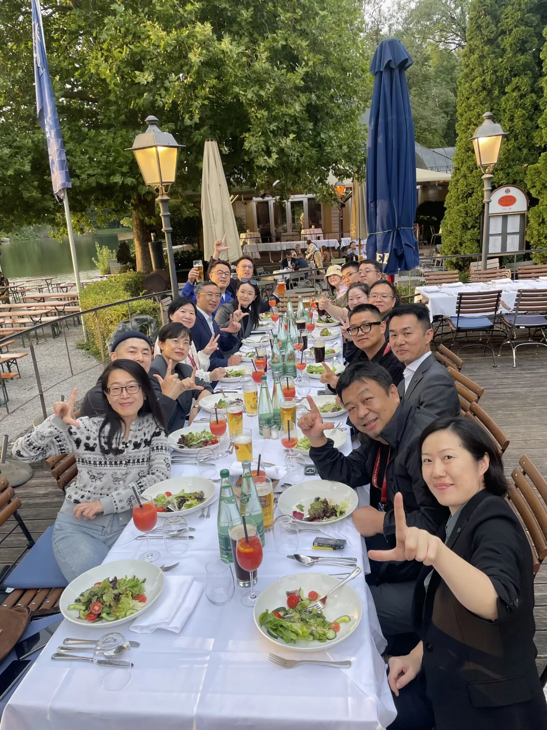 德国🇩🇪纬度相当于黑龙江…… 这个时候的天气是真可以
