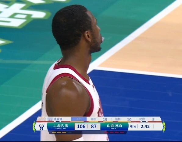 潘江空谈输球责任：爆粗口被视频多次紧追，不辞职只能屡教不改

潘江打球不怎么样，