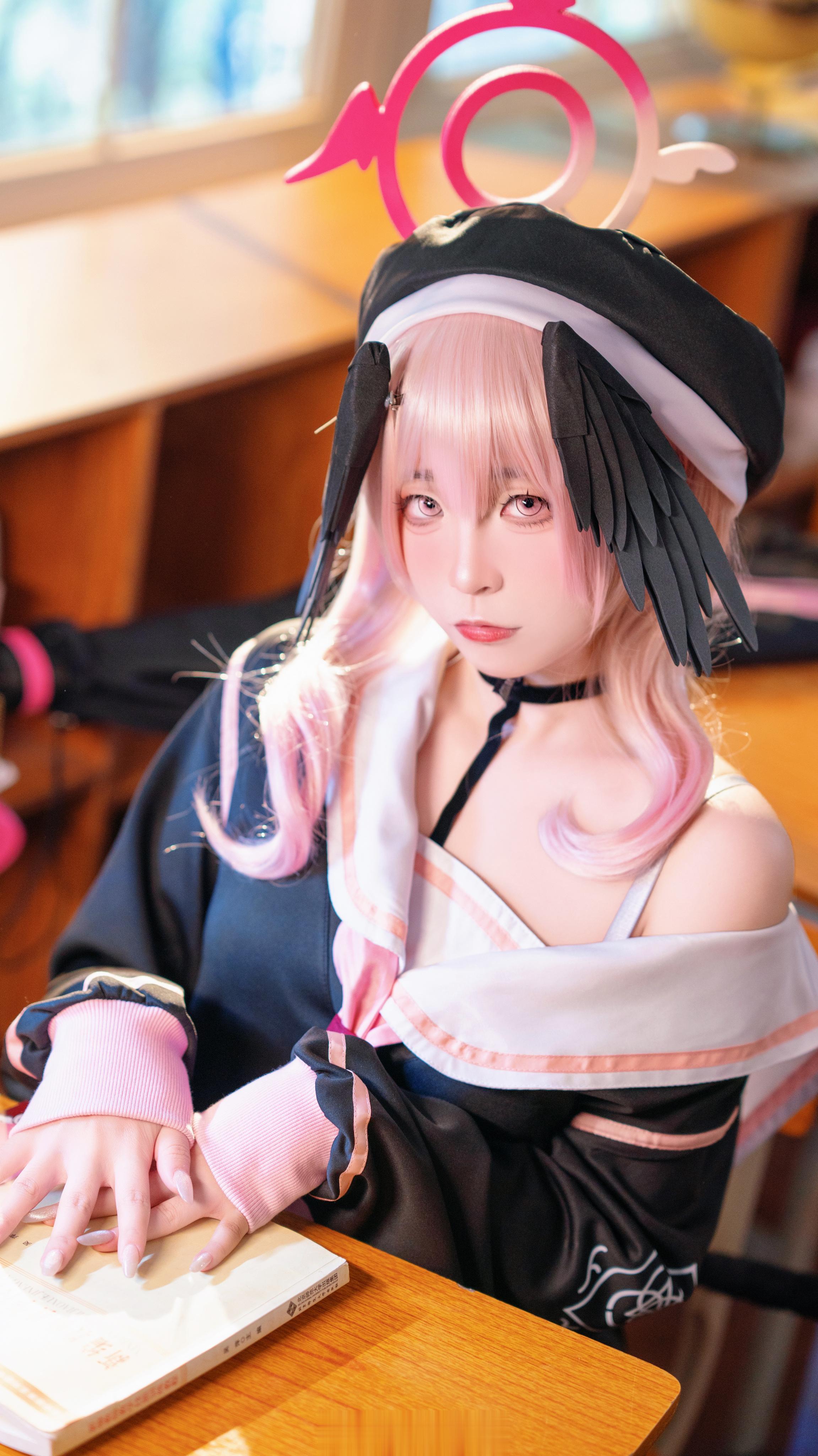 老师!! 色色打咩> //// <📷小春卡哇[抓狂]#下江小春##蔚蓝档案[超
